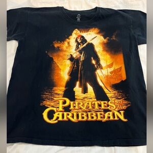 Rare*Disney Pirates of the Caribbean Shirt Size Xl Johnny Depp Jack Sparrow 2004